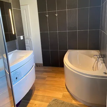 Maison En Bois Charme
